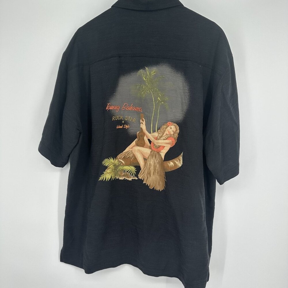Tommy Bahama Men's 100% Silk Button up Size Large‎ Island Girl Short Sleeve - Picture 2 of 7